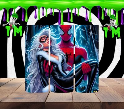 Spiderman holding Blackcat