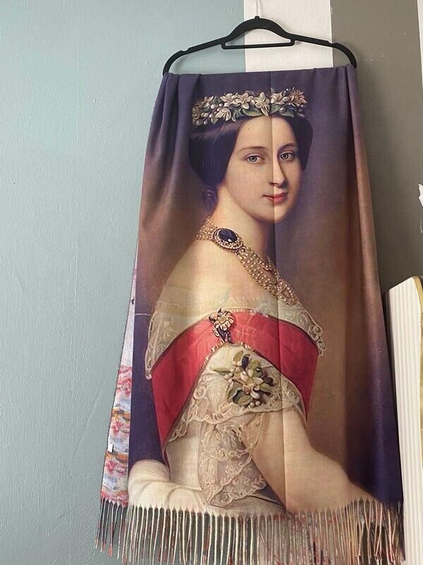 Princess Alexandra - Pashmina
