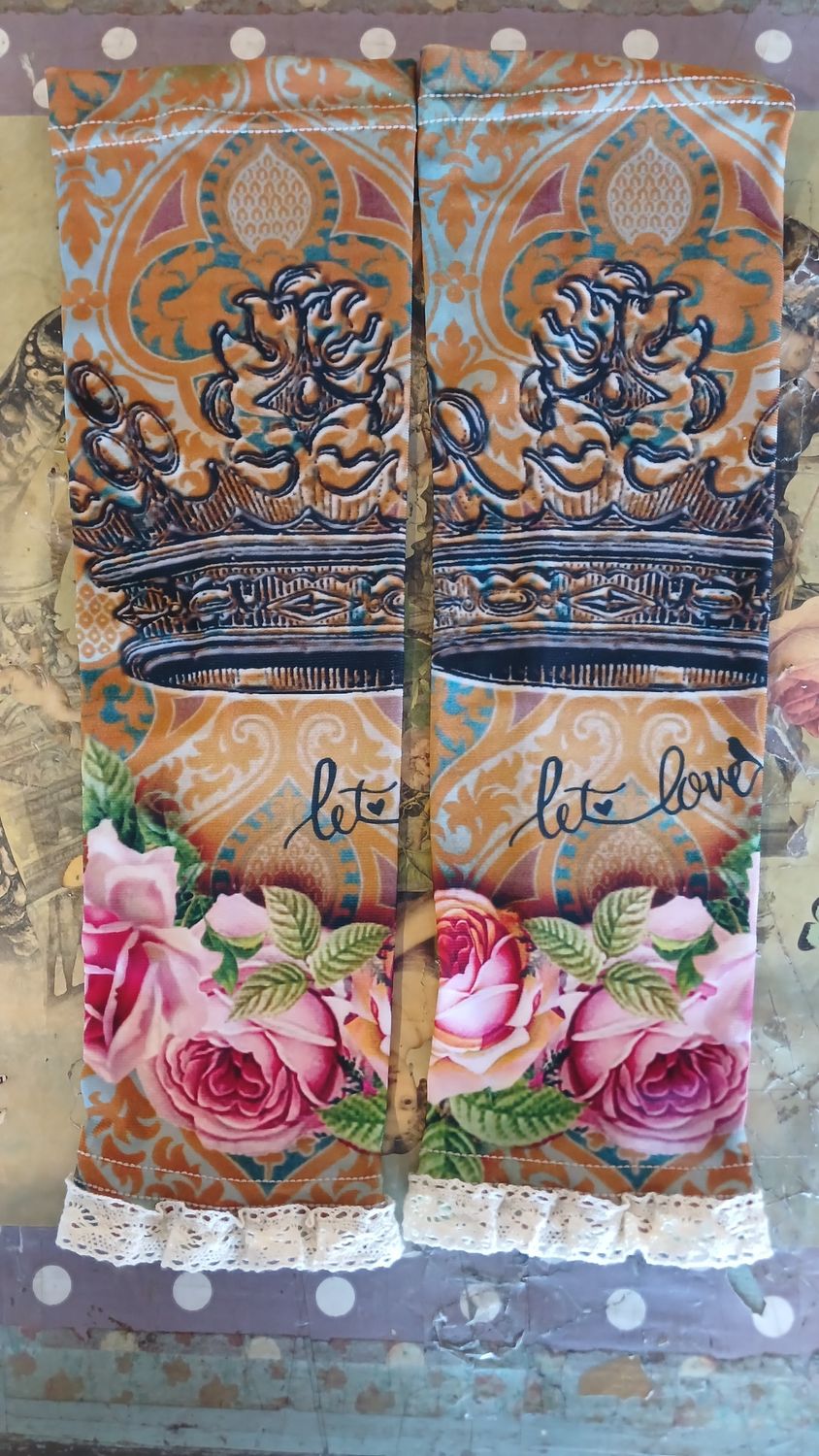 Crown &amp; Roses - Armwarmer