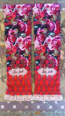 Exotic Red Roses - Armwarmer