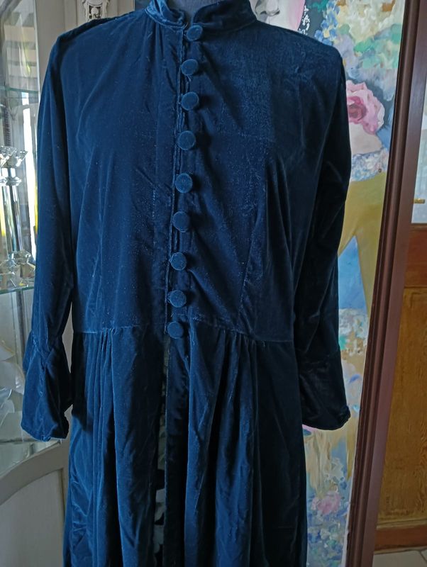 Navy - Victorian Velvet Coat