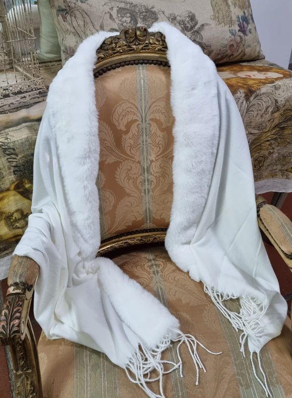 Cream Faux Fur Shawl