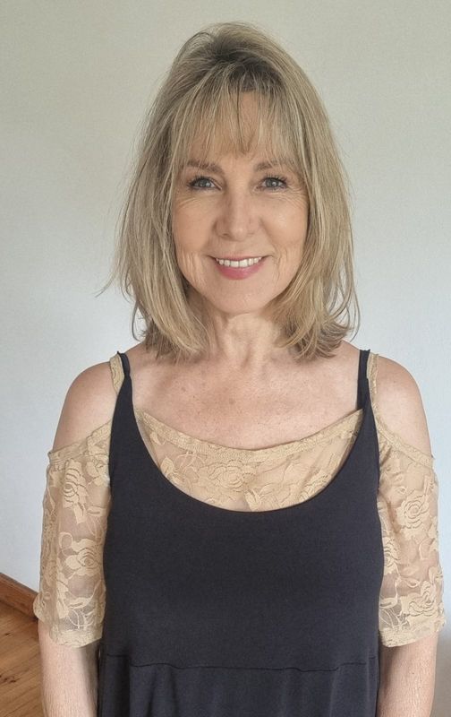 Open Shoulder Lace Top Biscuit