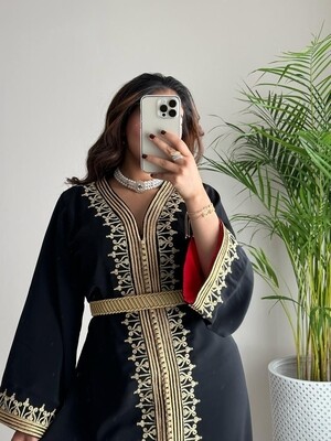 Kaftan Fes in Black with Gold Embroidery