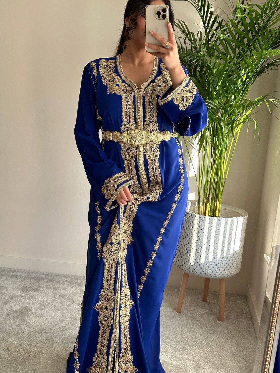 Kaftan Royal in Blue with Gold embroidery colourful rhinestones