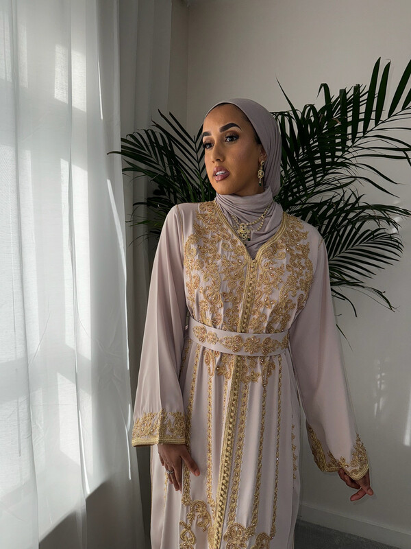 Kaftan Layali in Light Beige with full length detailed embroidery and matching belt
