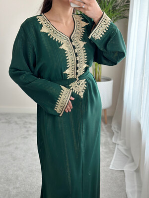 Kaftan Ramadan In Green With Hand Stitch Embroidery