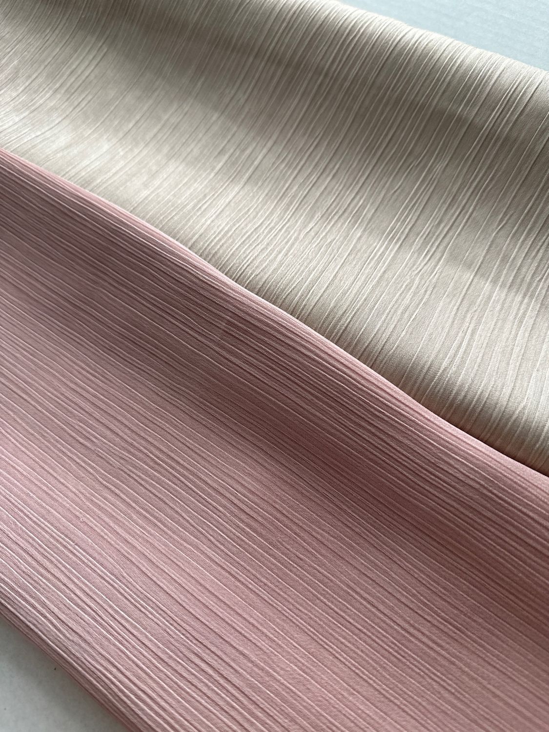 Satin Muna scarf