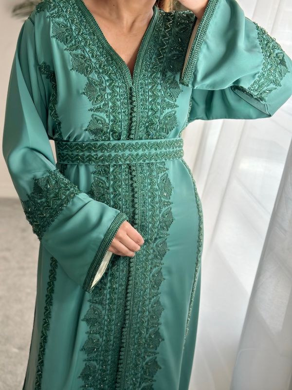 Kaftan AHLAM in Persian Green