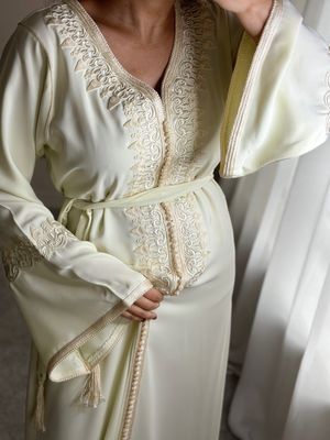 Kaftan Hareem In Light Cream