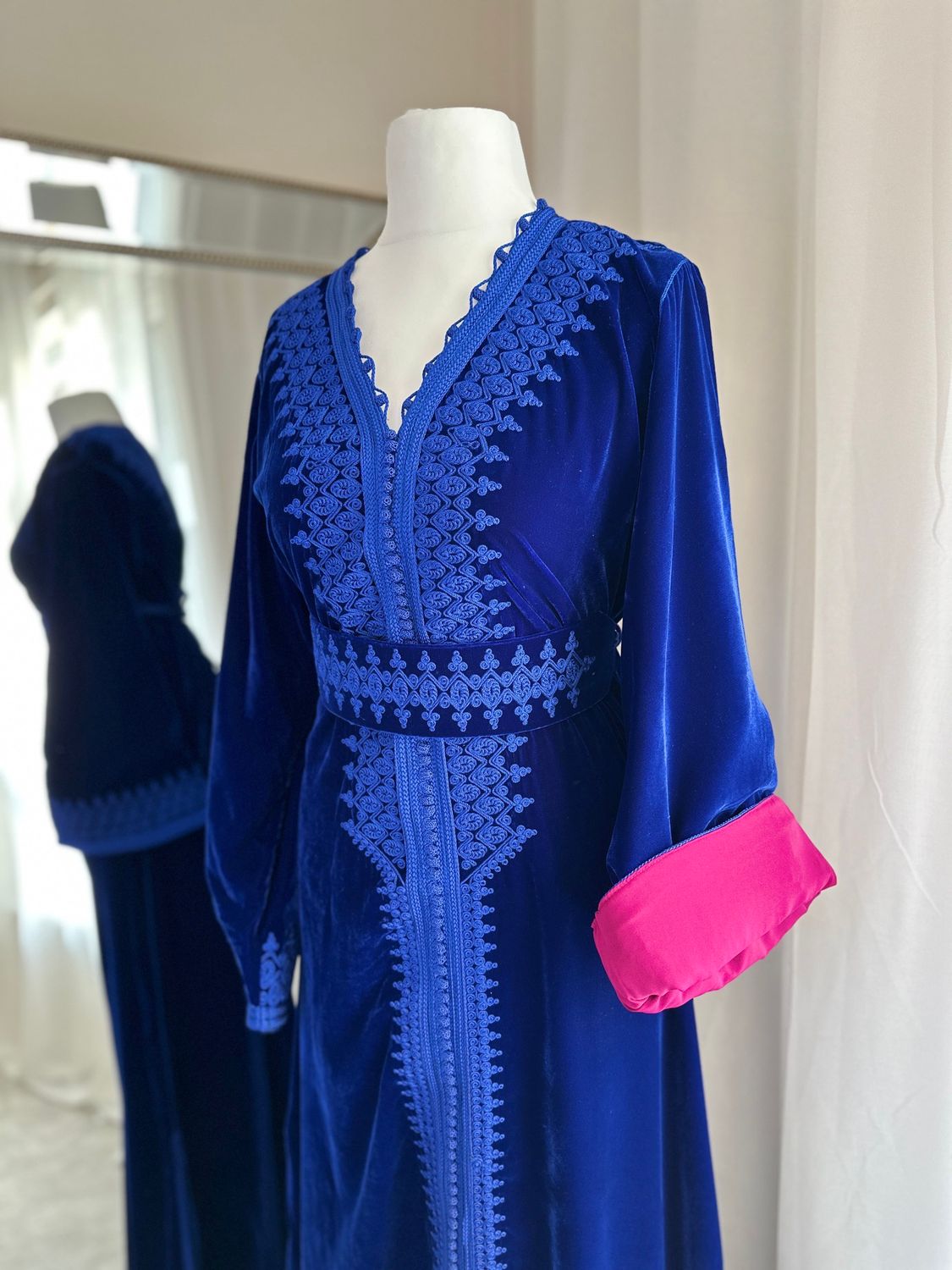 Velvet Kaftan In Royal Blue