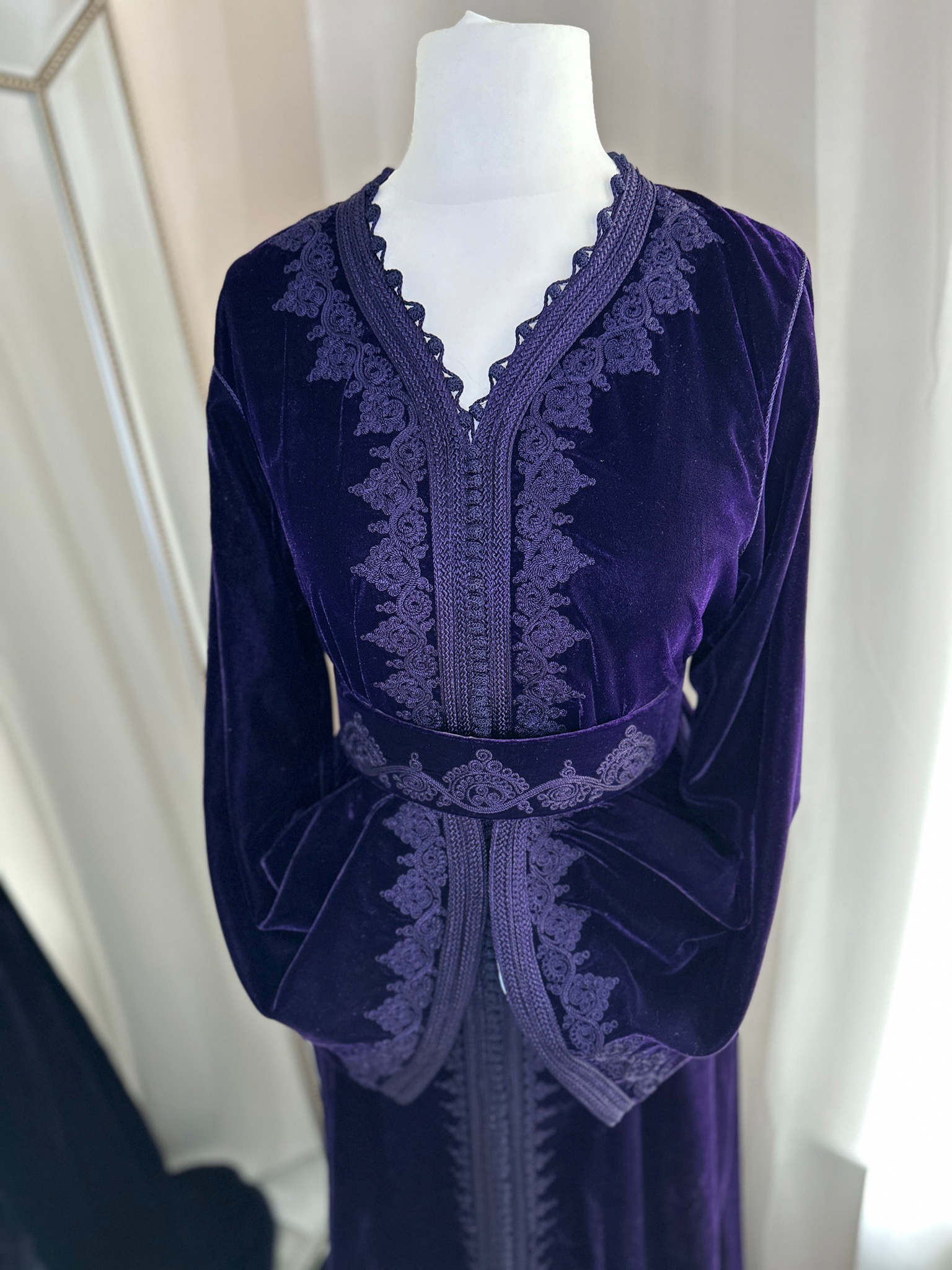 Kaftan Velvet In Dark Purple