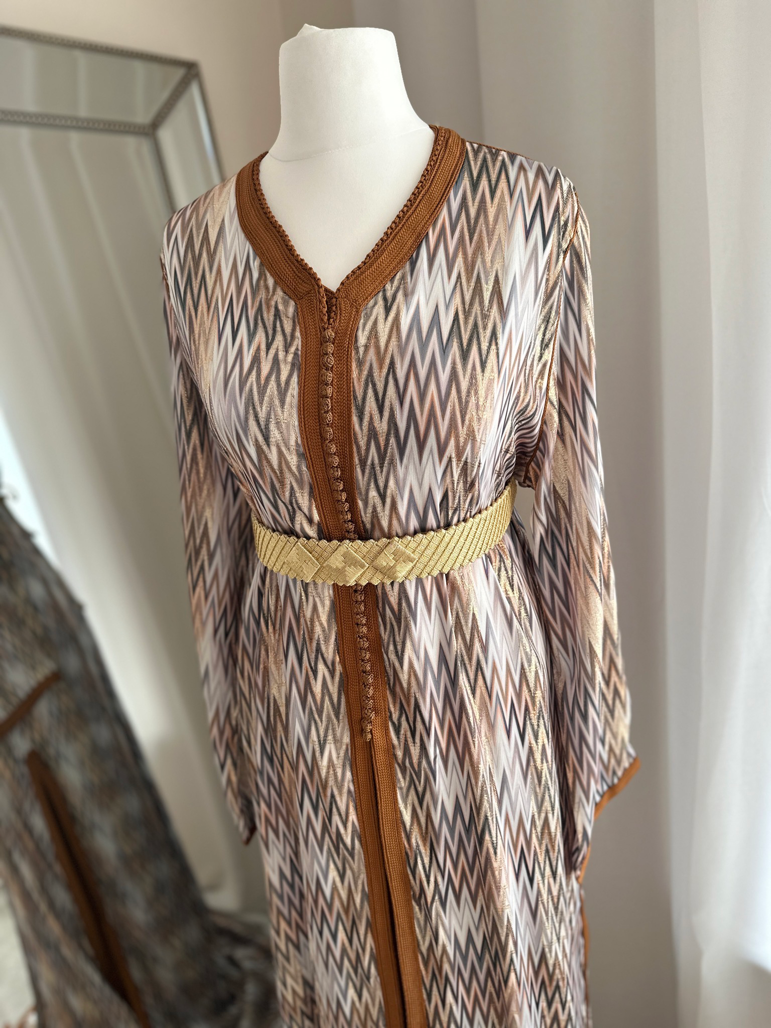 Takchita Jawhara In Brown