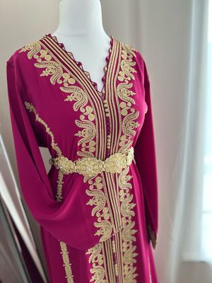 Kaftan HAJAR In Barbie Pink