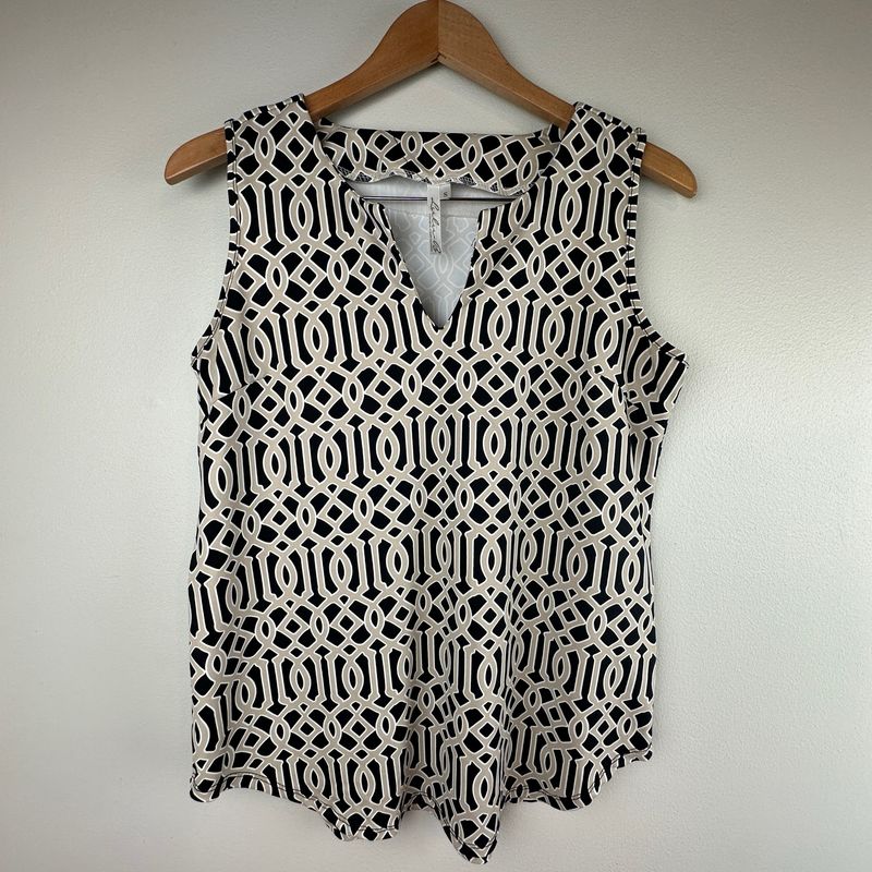 Lulu B Sleeveless Black And Tan Women’s V-neck Top - Very Good Pre-Owned Condition - Size Small