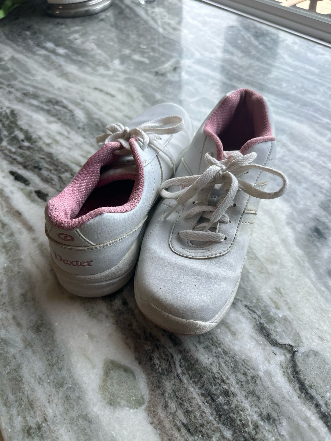 Women’s Dexter Bowling Shoes Size 8