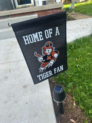 Tiger Fan Garden Flag