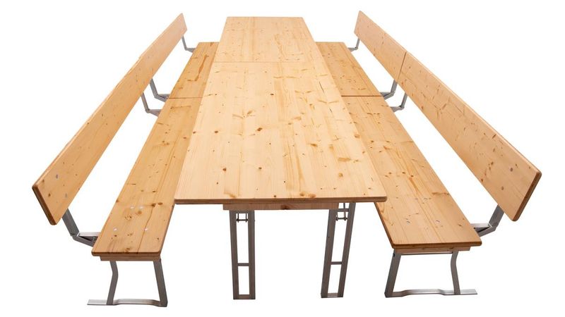 Bierzeltgarnituren 164 cm in Reihe gestellt