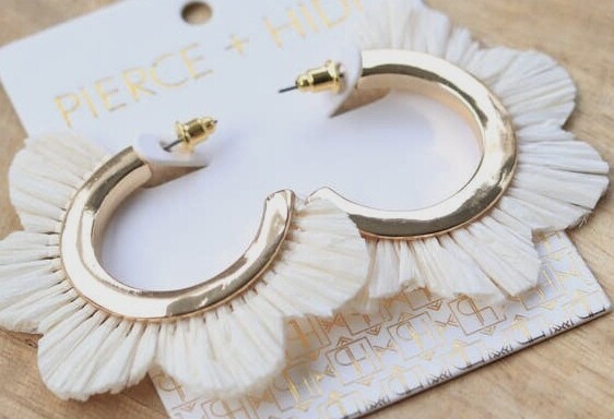 Cream Raffia Petal Hoop
