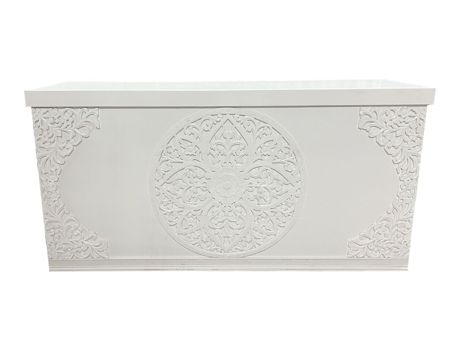 8ft White Moroccan Bar