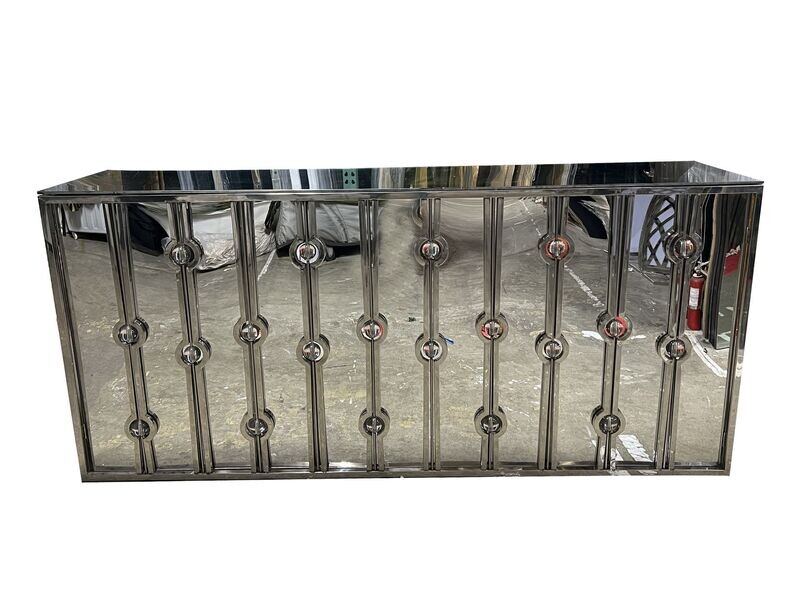 8ft Silver Chandelier Bar