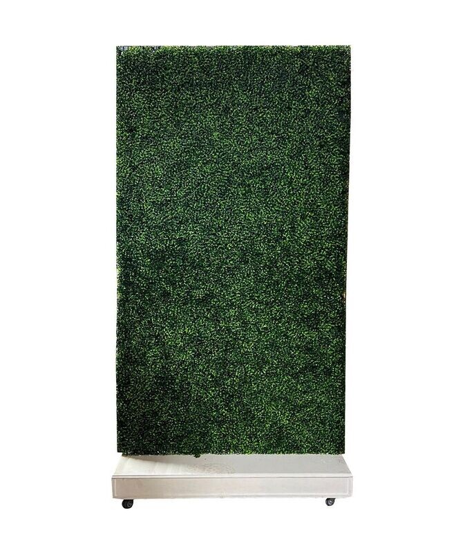 4x8 Green Hedge Wall