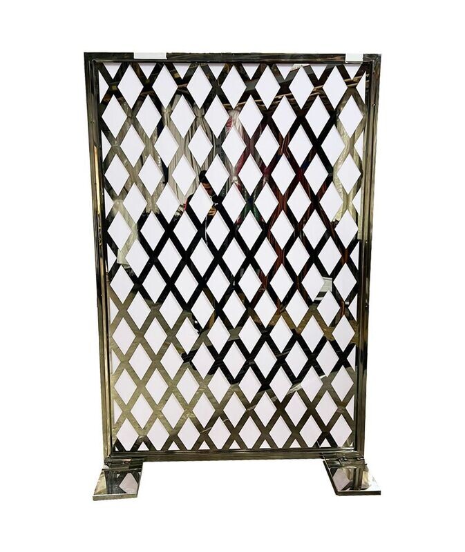 4x6 Silver Lattice Wall
