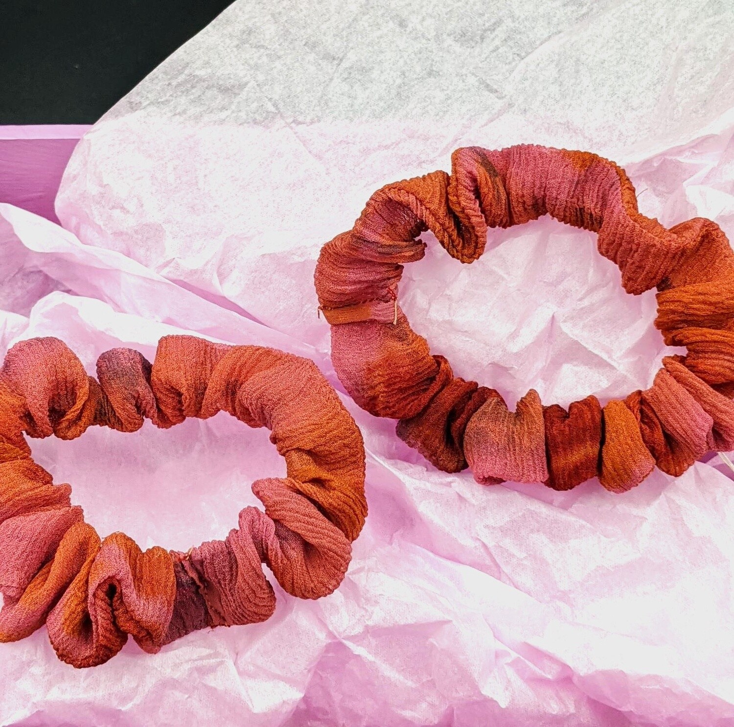 Hair Scrunchie - silk, Colour: Pink