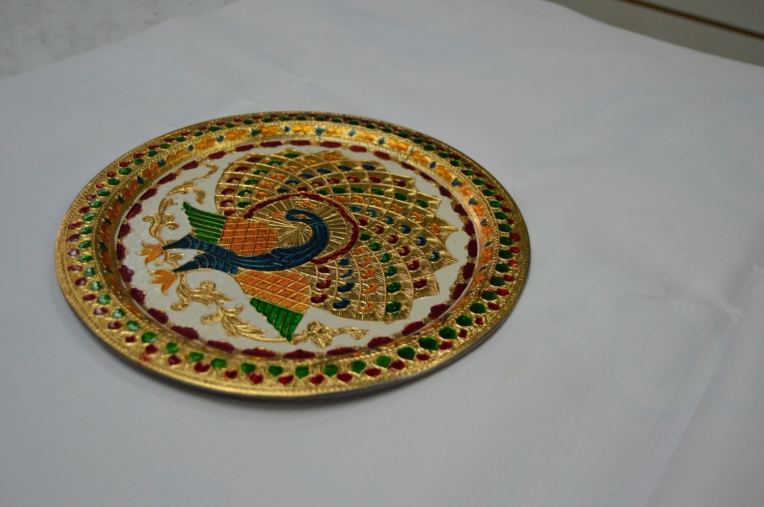 Decorated plate