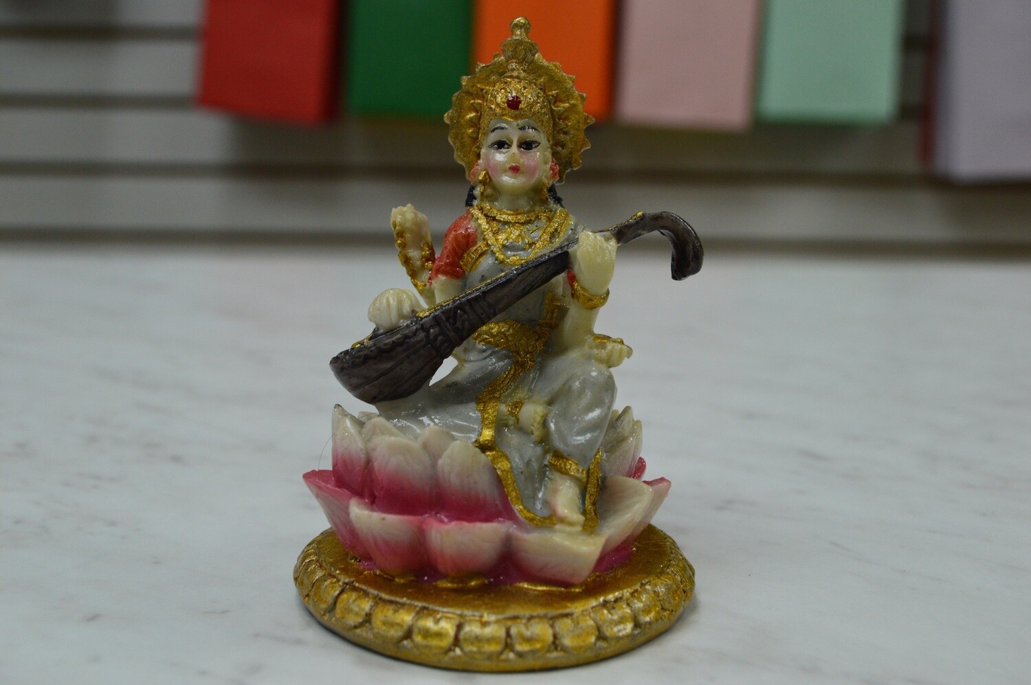 Murtis Resin