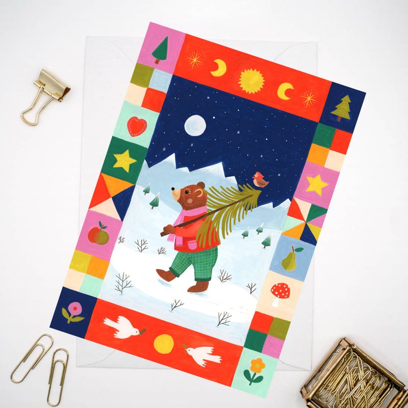 Beer en kipje&#39;s kerstboom