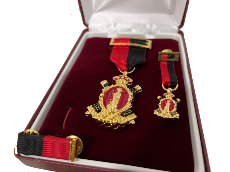 ESTUCHE  DE LUJO COMPLETO DEL V CENTENARIO CONMEMORATIVO DE SANTA BARBARA