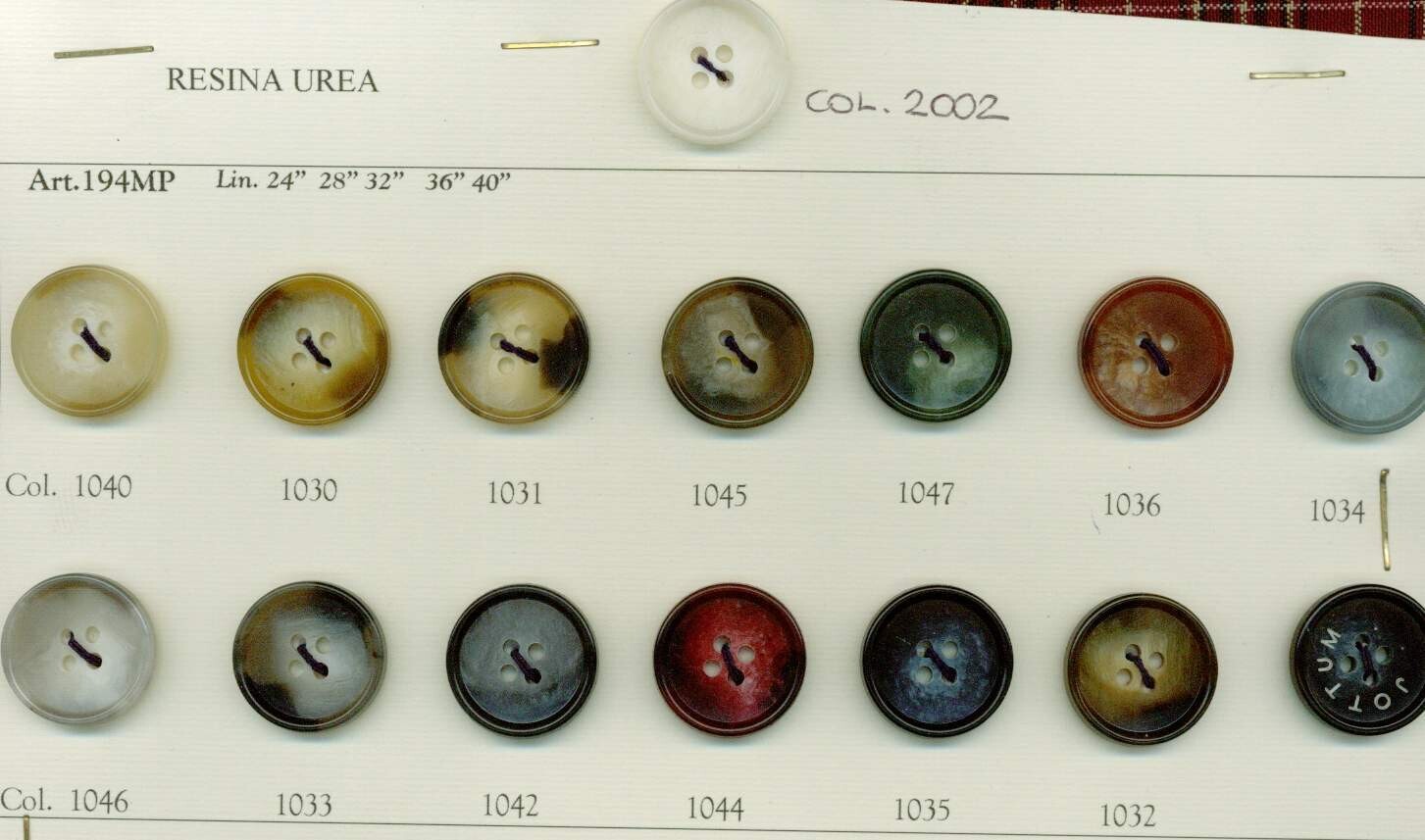 17 - Bottoni in Urea