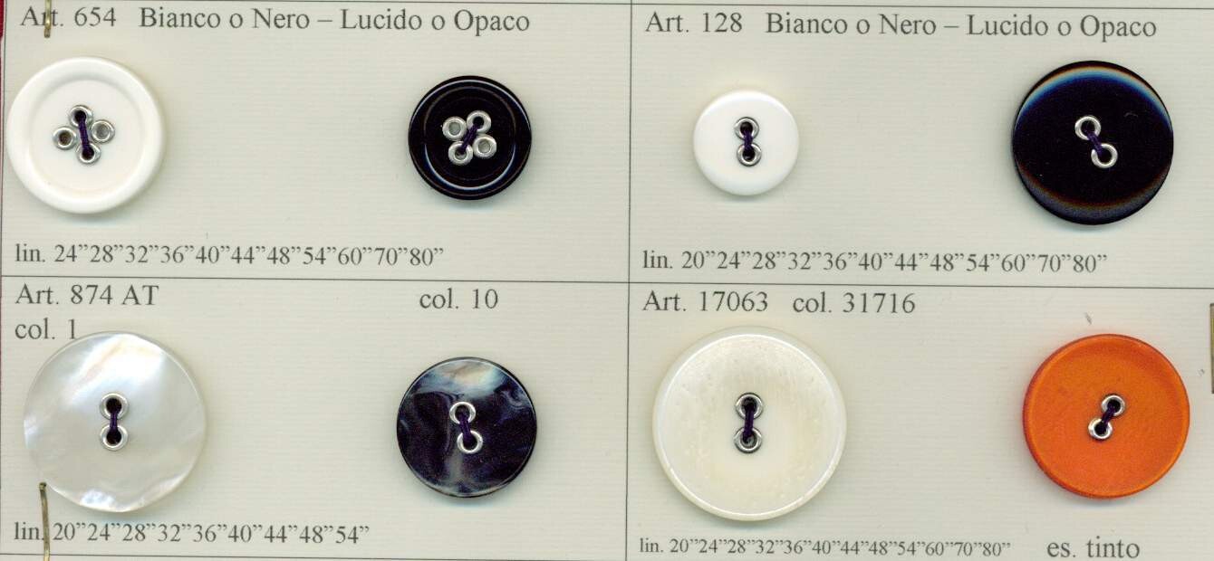 07 - Bottoni in Polyestere con occhielli in metallo