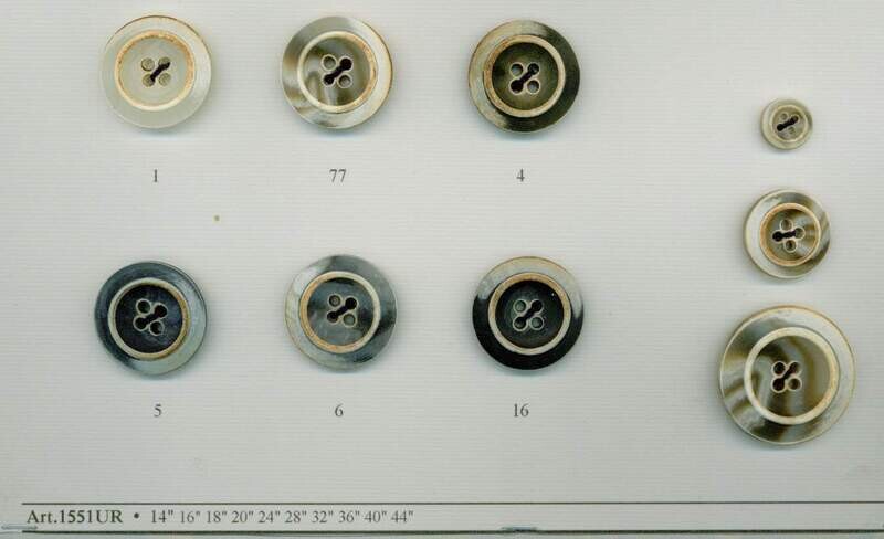 32 - Bottoni in Polyestere imitazione corno