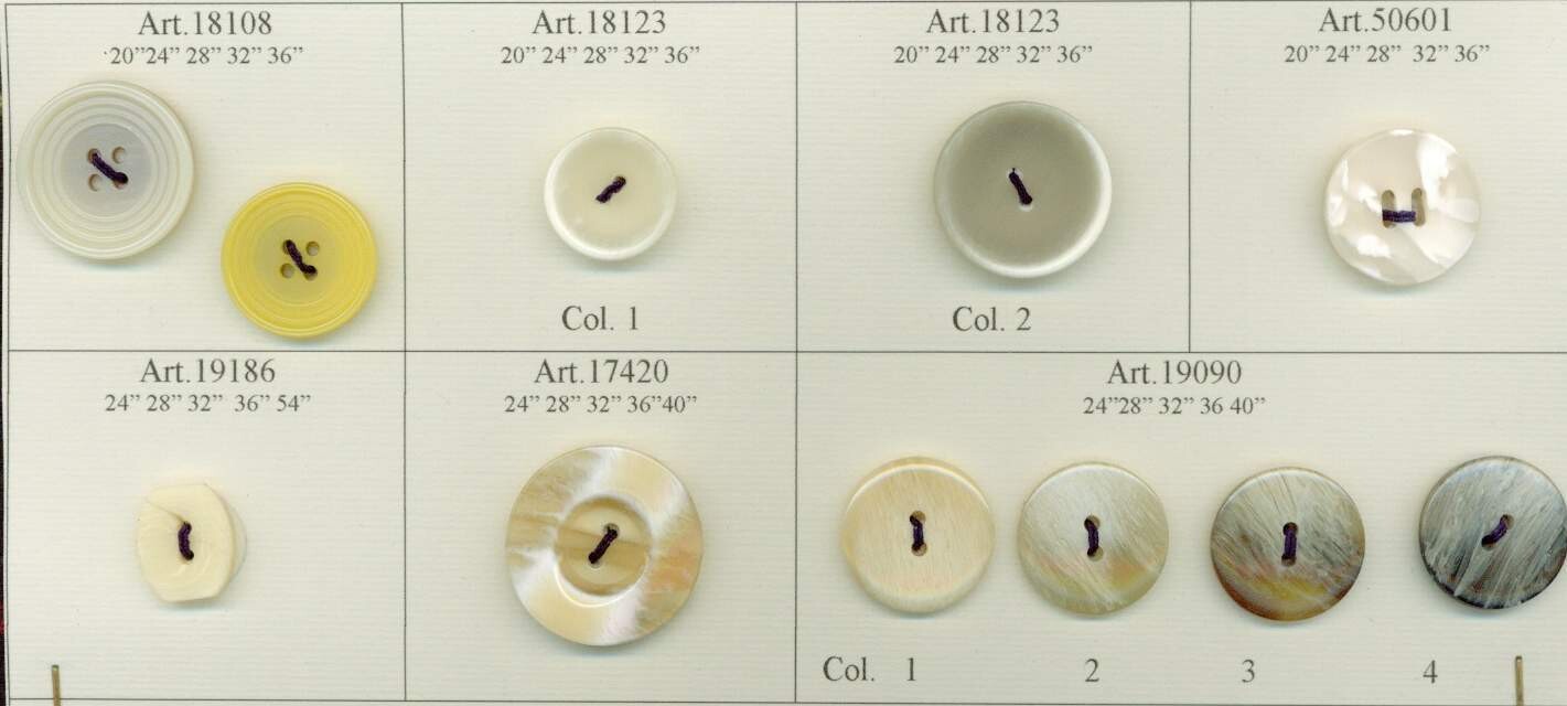 26 - Bottoni in Polyestere imitazione corno