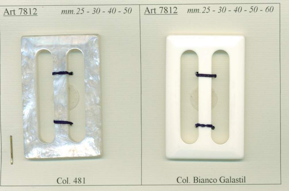 15 - Fibbie in Polyestere imit. madreperla