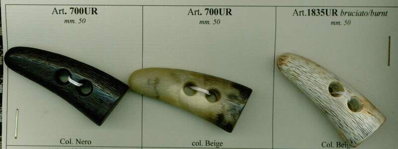 19 - Cornetti per Alamari in Urea