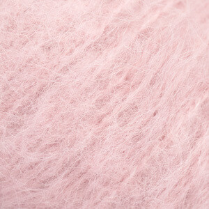 E-parduotuvė „Ką mezgi?“ - Mezgimo siūlai internetu | DROPS Melody 06 powder pink (rožinės pudros) - www.kamezgi.lt - 71% alpakos vilna, 25% vilna, 4% poliamidas