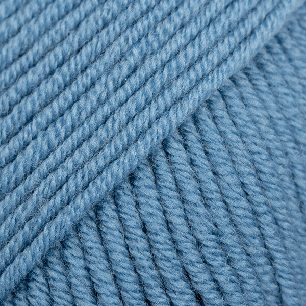 E-parduotuvė „Ką mezgi?“ - Mezgimo siūlai internetu | DROPS Merino Extra Fine 23 spray blue (melsva) - www.kamezgi.lt - 100% merino vilna