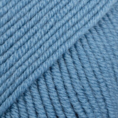 E-parduotuvė „Ką mezgi?“ - Mezgimo siūlai internetu | DROPS Merino Extra Fine 23 spray blue (melsva) - www.kamezgi.lt - 100% merino vilna