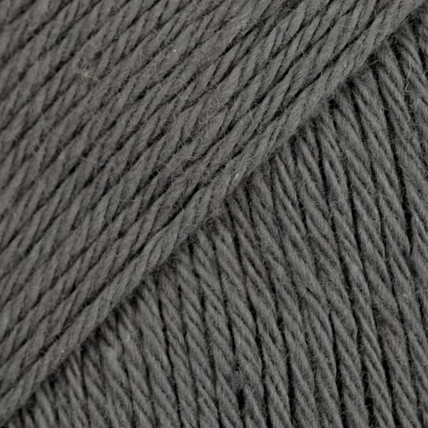 E-parduotuvė „Ką mezgi?“ - Mezgimo siūlai internetu | DROPS Loves You 7 04 dark grey (tamsiai pilka) - www.kamezgi.lt - 100% medvilnė
