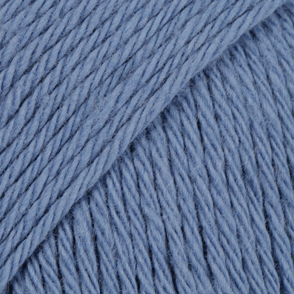 E-parduotuvė „Ką mezgi?“ - Mezgimo siūlai internetu | DROPS Loves You 7 07 jeans blue (džinso mėlyna) - www.kamezgi.lt - 100% medvilnė