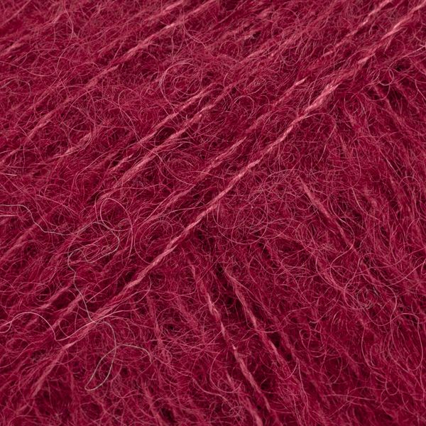 DROPS Brushed Alpaca Silk - švelnūs alpakos vilnos ir šilko siūlai su pūkeliu | kamezgi.lt mezgimo siūlai internetu