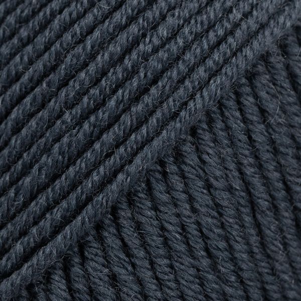 DROPS Merino Extra Fine 02 juoda - švelnūs merino vilnos siūlai kūdikių ir vaikų drabužiams | kamezgi.lt mezgimo siūlai