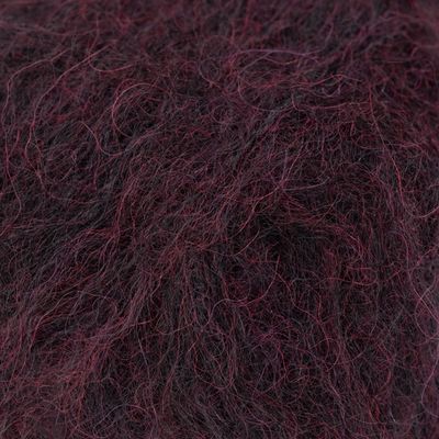 DROPS Brushed Alpaca Silk 43 tamsių vynuogių DROPS Brushed Alpaca Silk - švelnūs alpakos vilnos ir šilko siūlai su pūkeliu | kamezgi.lt mezgimo siūlai internetu
