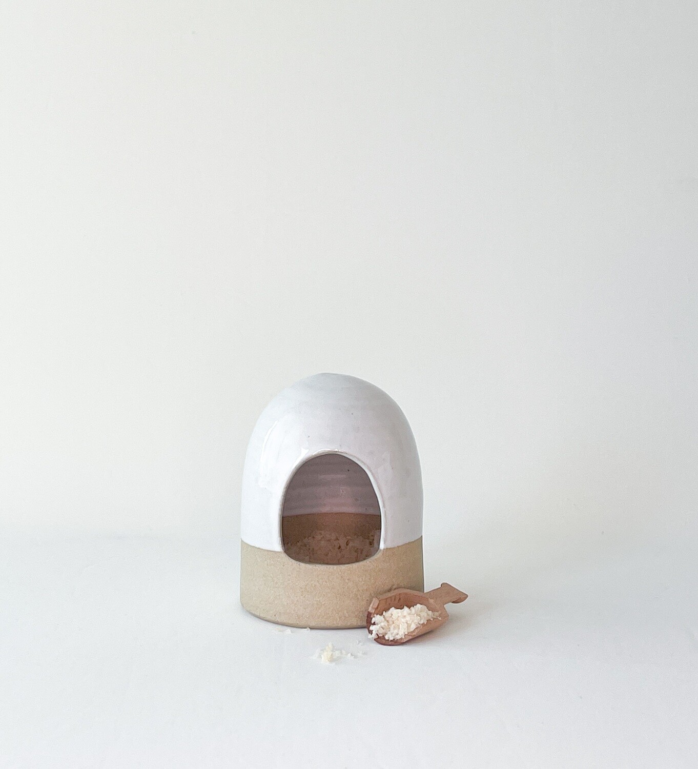 Farmhouse Pottery - Beehive Salt Cellar &amp; Spoon