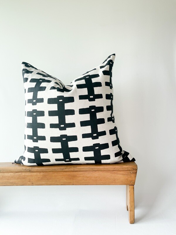Caroline Cecil Pillow - Black