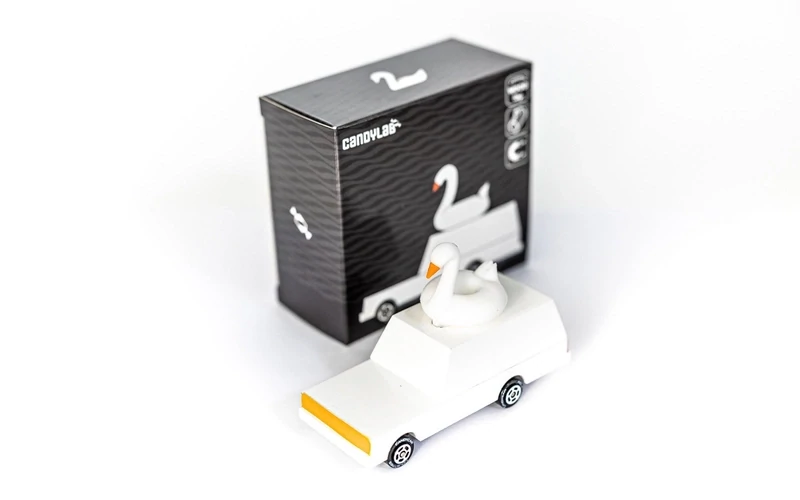 Candylab - White Swan Wagon