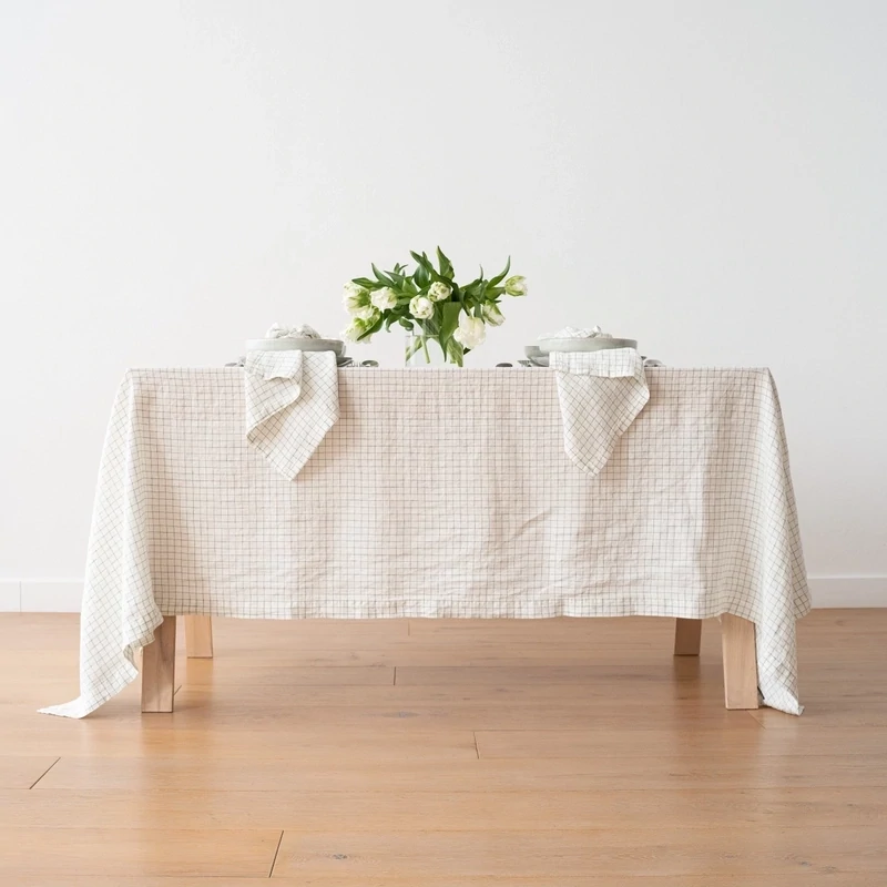 LinenMe - Checked Washed Table Cloth Arctic White
